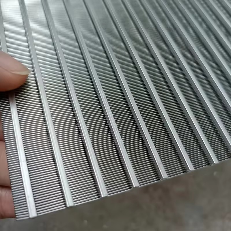Wedge wire panels